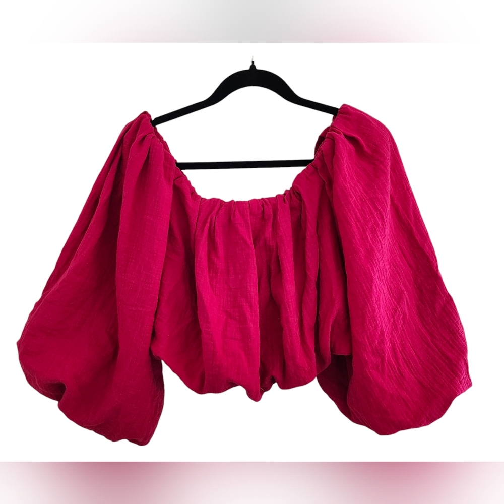 Future Collective Cropped 100% Cotton Blouse. M.